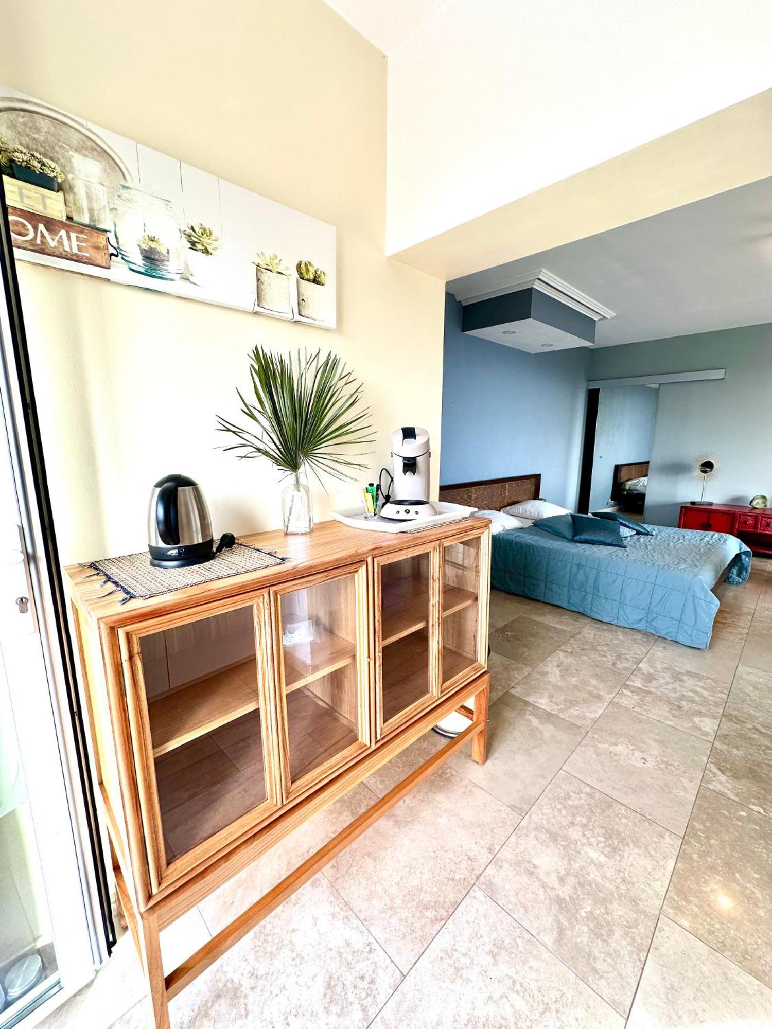 Villa Grand Baie Saint-Raphaël Екстериор снимка