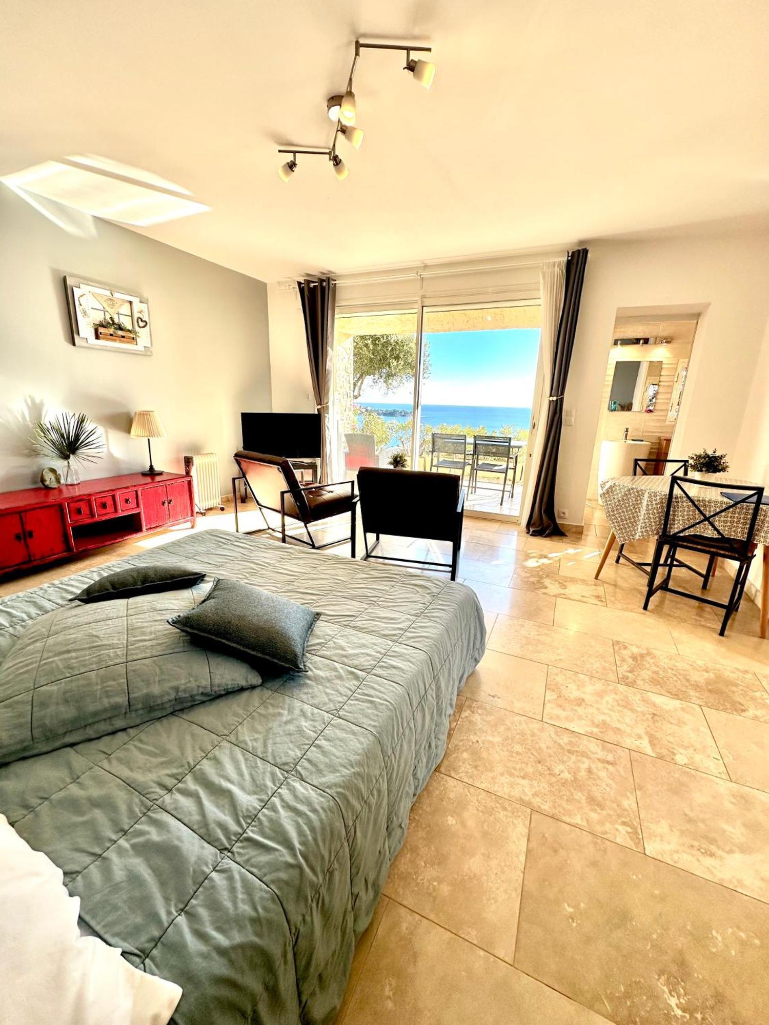 Villa Grand Baie Saint-Raphaël Екстериор снимка